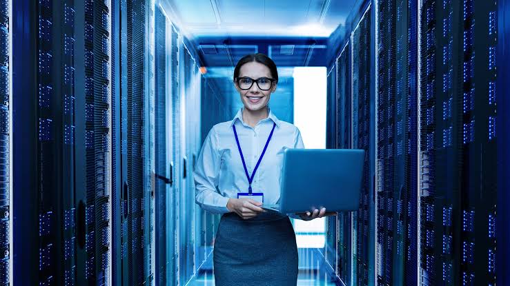 Especialista en Administración de Redes y Comunicaciones